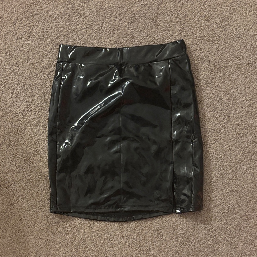 Glossy Black Pencil Skirt